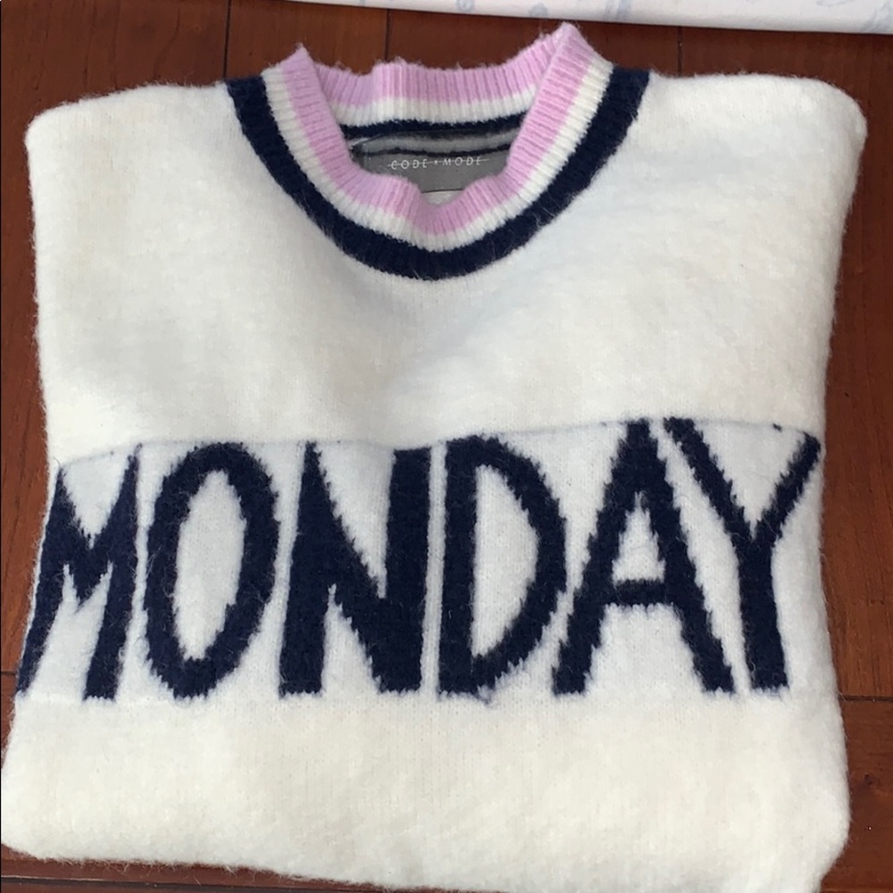 Code+ Mode sweater - Picture 2 of 4